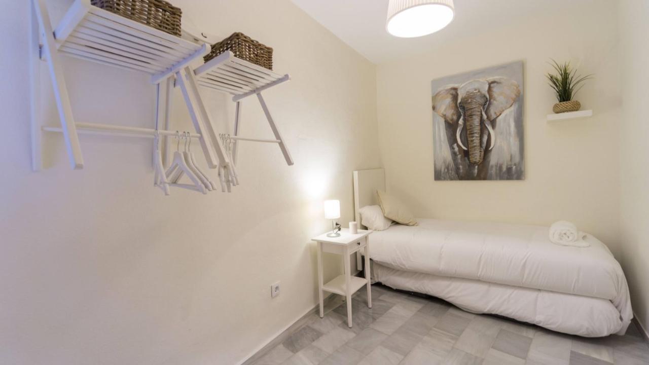 Apartamento Rentalsevilla Descubriendo Iglesias Sevilla