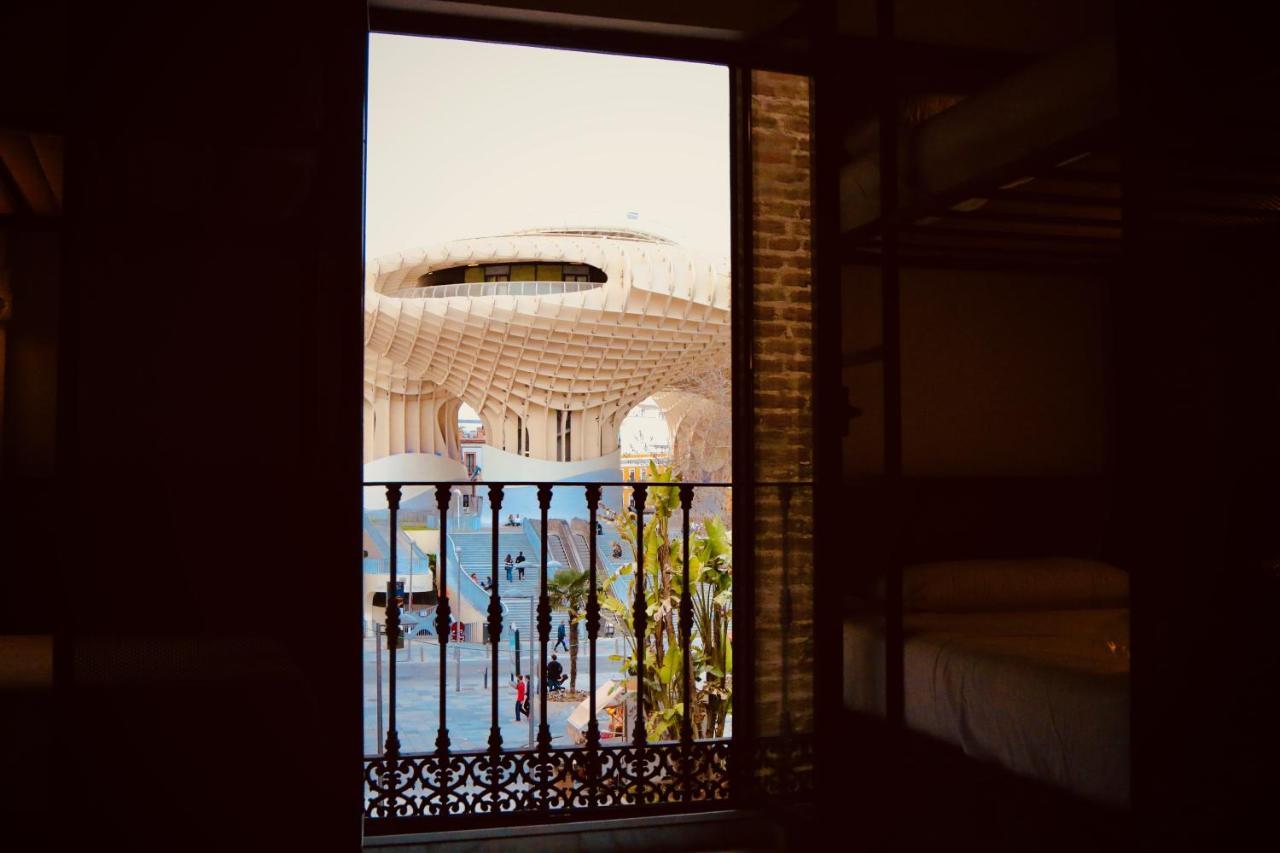 Joy Setas Coworking Hostal