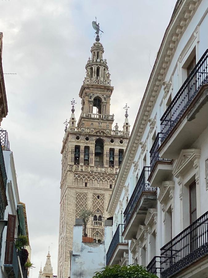 Centro Historico Cerca Estacion Ave Apartment *