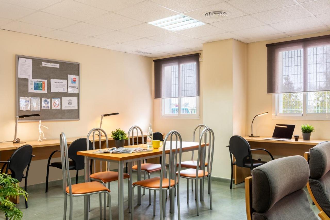 Residencia Universitaria Celestino Mutis Apartamento Sevilla