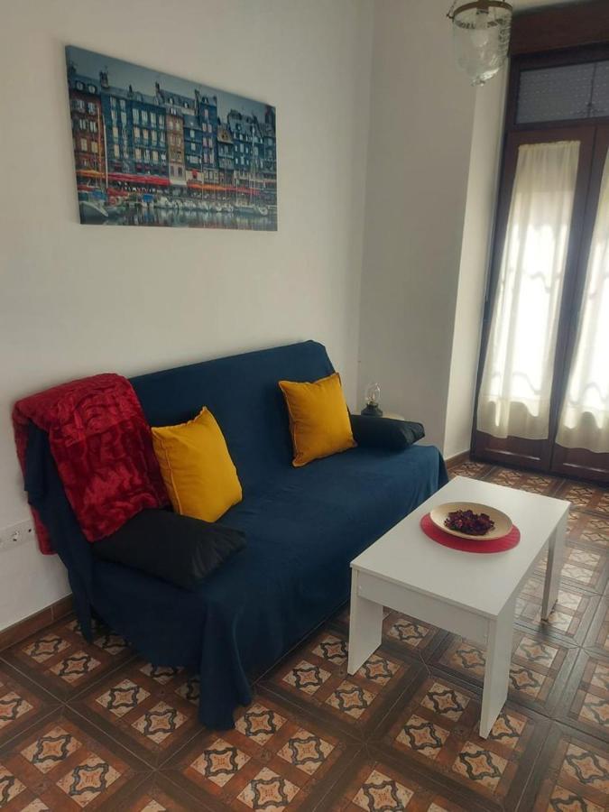 1 Dormitorio. Jesus Gran Poder 4. Plaza De La Gavidia *