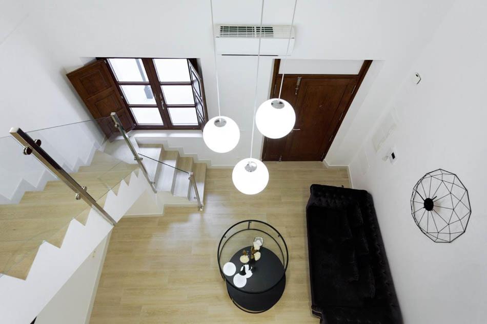 7 Ventanas Sevilla