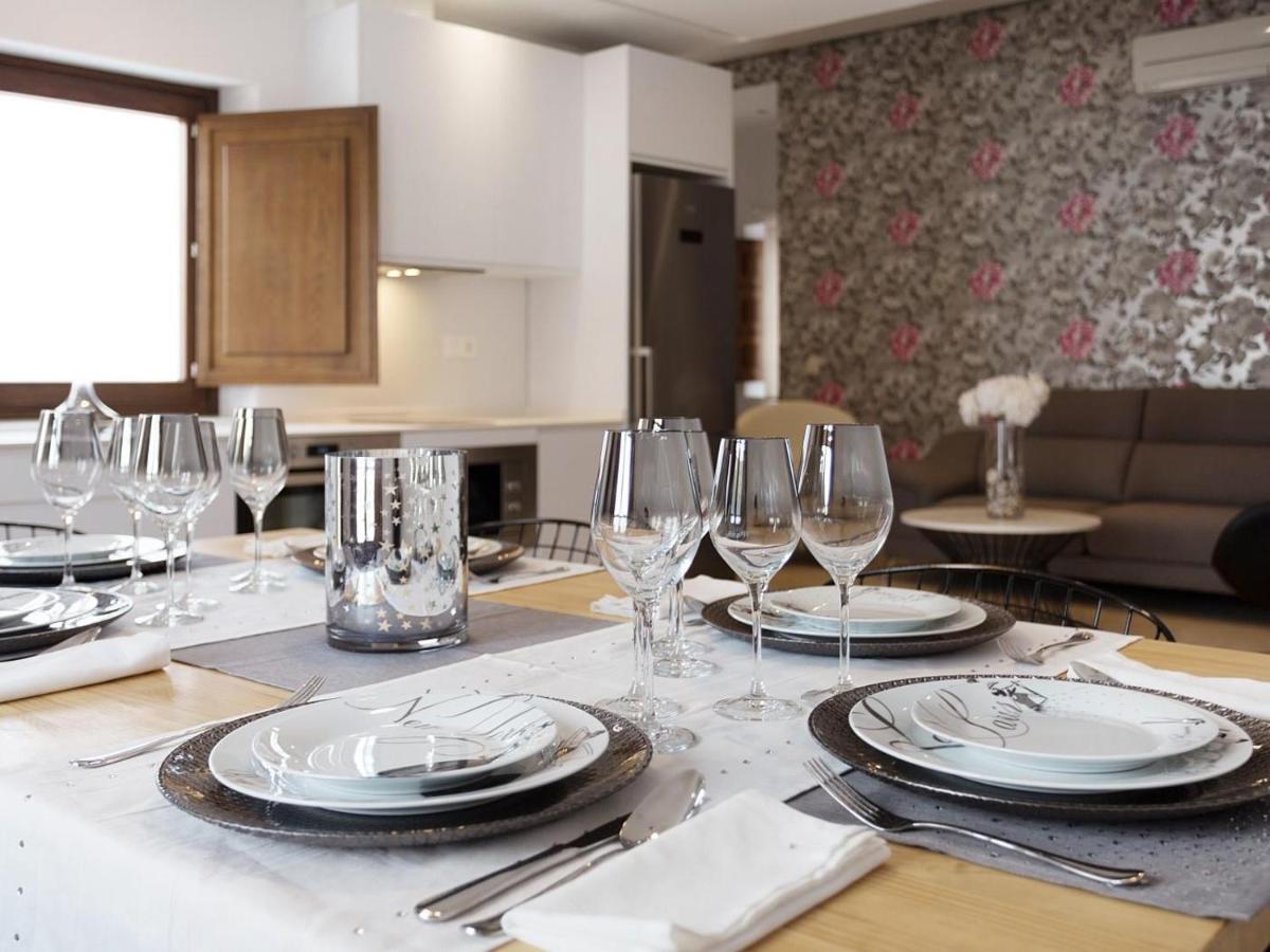 Rentalsevilla ático La Giralda Apartamento *