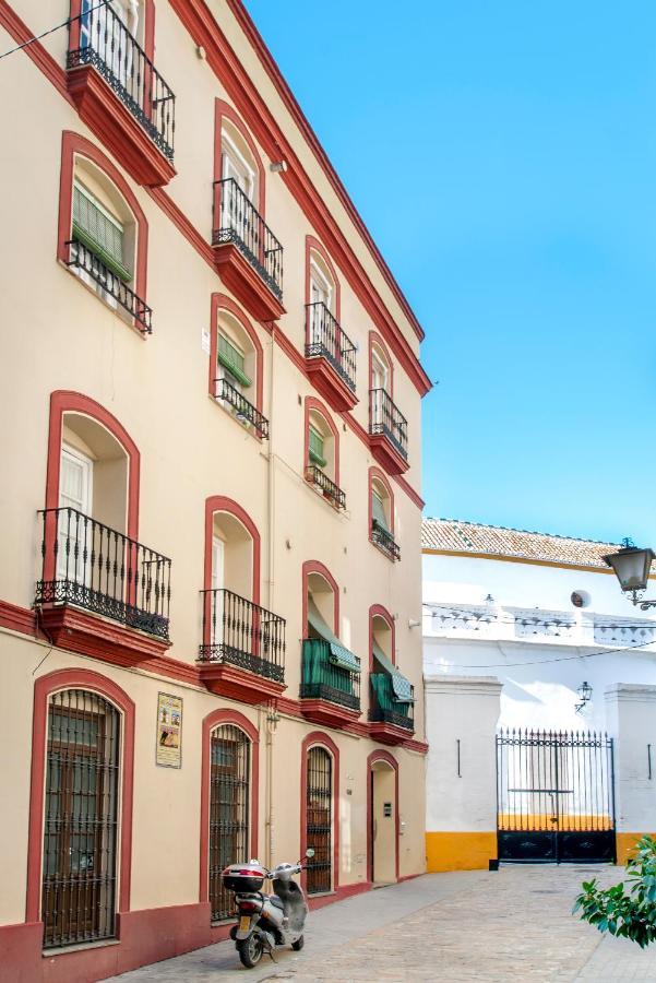 Genteel Maestranza Sevilla