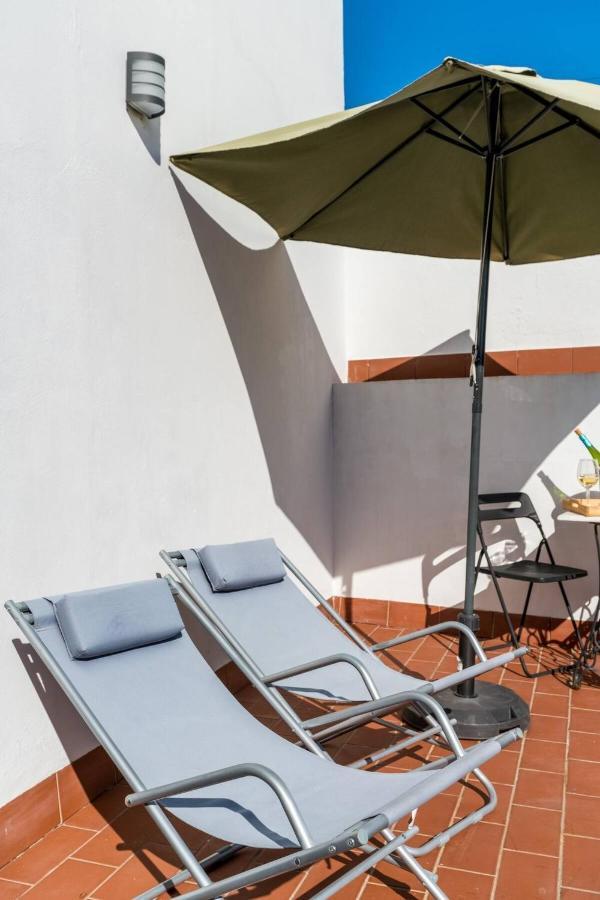 Deluxe Terrace. Alameda *