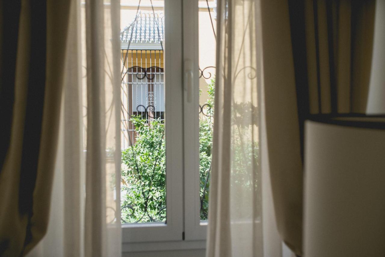 Abreu Apartment Seville