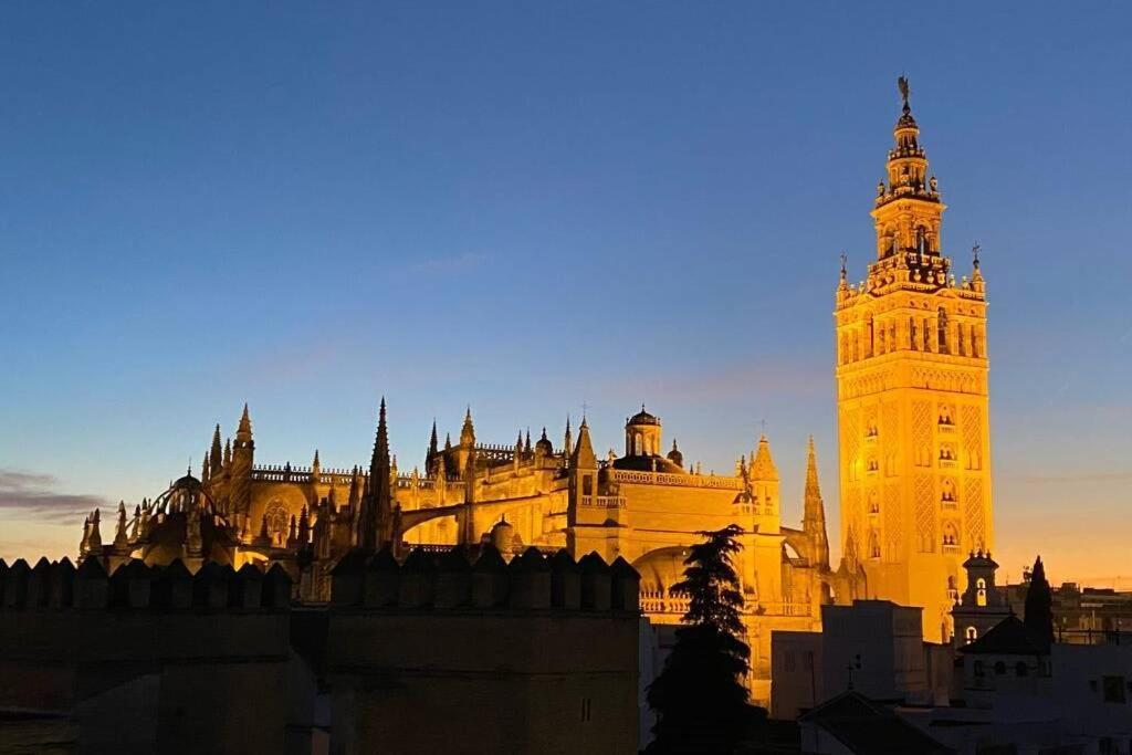 Apartamento Alianza Giralda Sky View By Valcambre