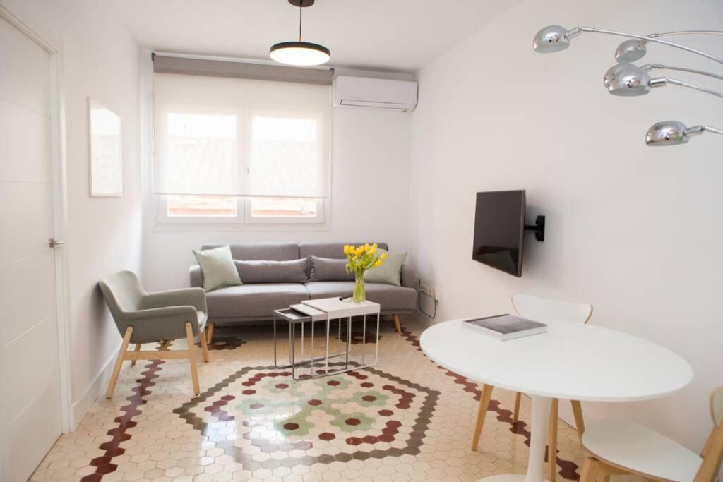 Triana En Plena Calle Betis Maravilloso Apart. Apartamento *