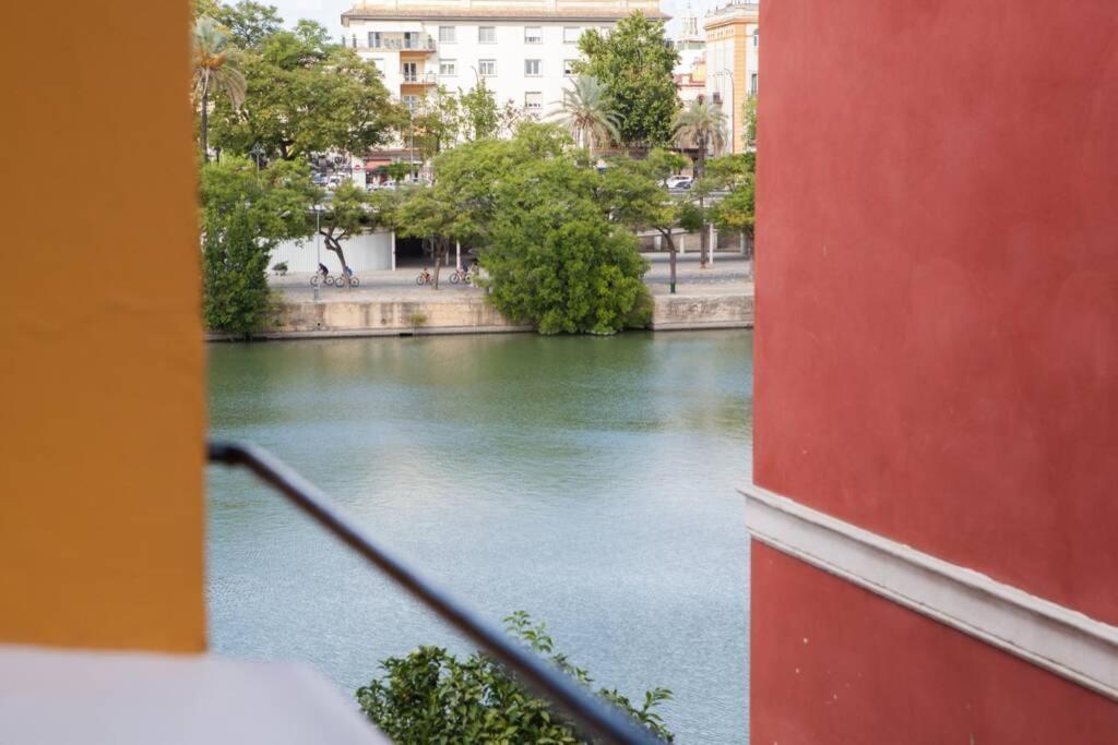 Triana En Plena Calle Betis Maravilloso Apart. Sevilla