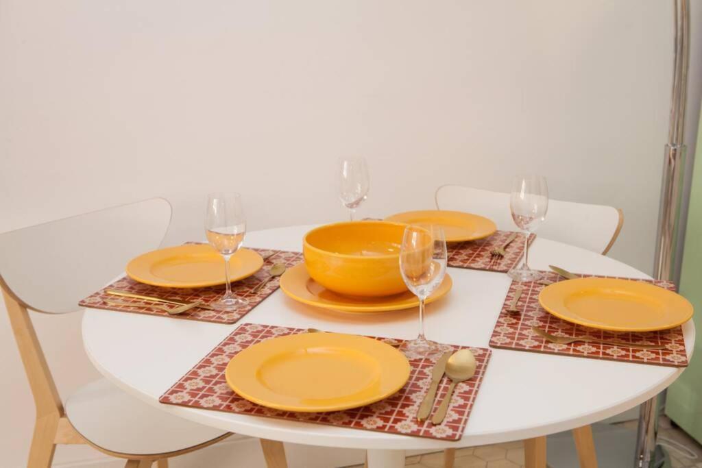 Triana En Plena Calle Betis Maravilloso Apart. Apartamento