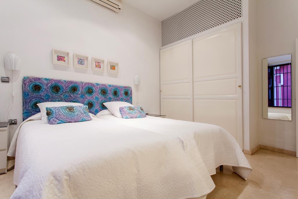 Logia Apartment *