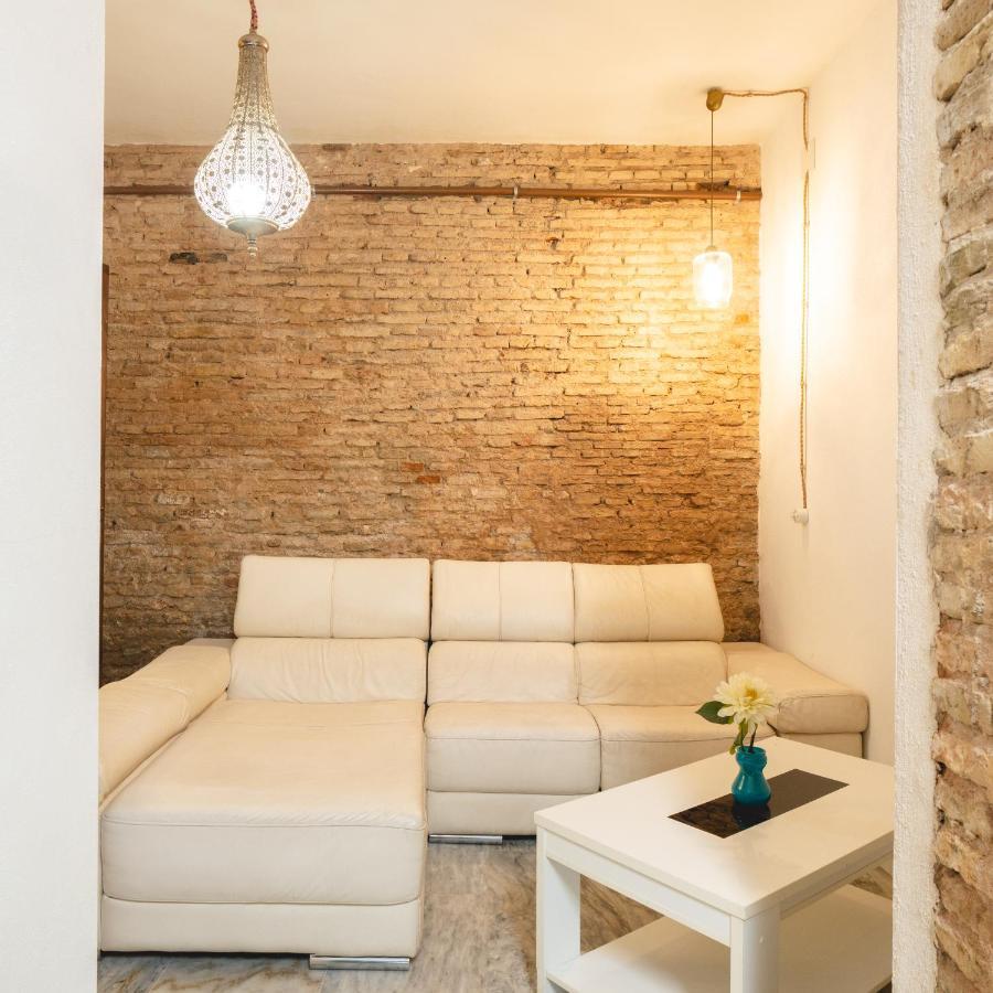 Apartment In Alameda De Hercules San Lorenzo Seville