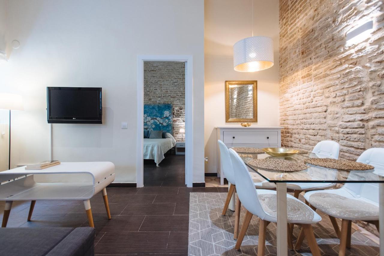 Cozy In House-palace With Private Patio Seville