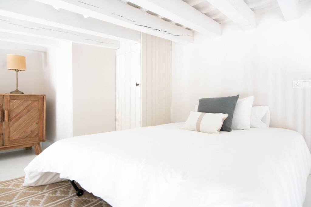 G12 Trendy And Comfy Bright Loft Meters From Bullring And Trianas Bridge, Galera Street * Sevilla