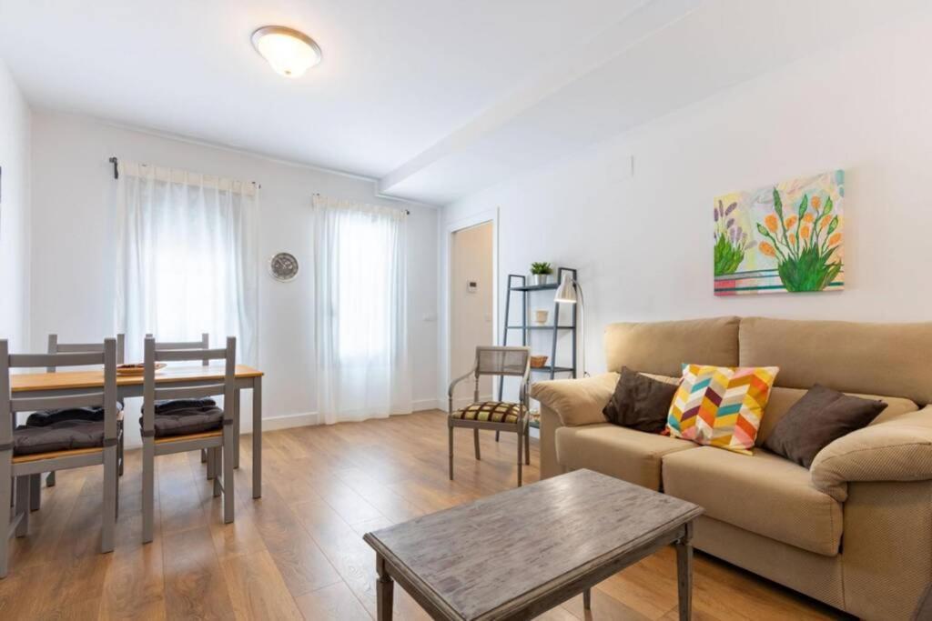 Triana Pages Oasis By Valcambre Apartamento *