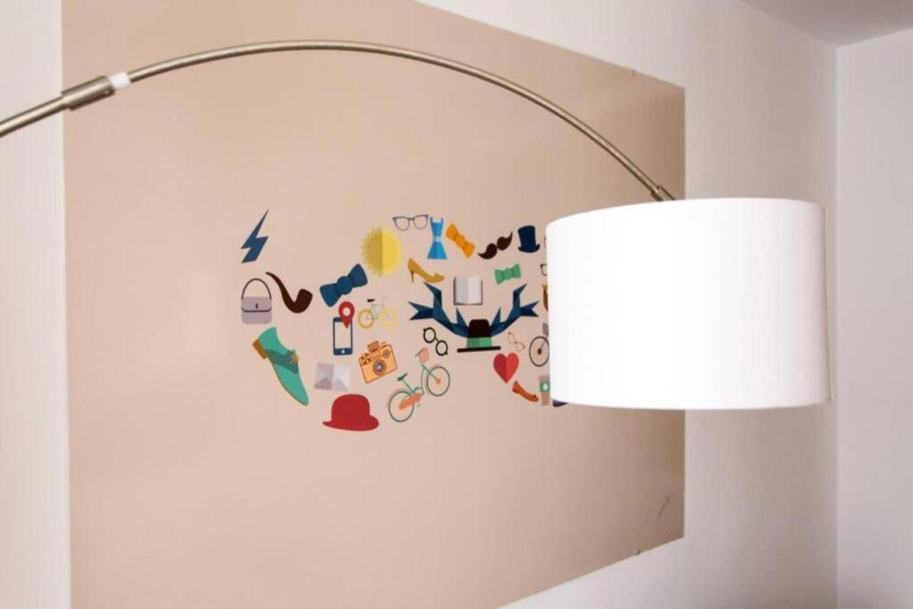 Pop Art, Un Aroma A San Julián En Enladrillada Sevilla