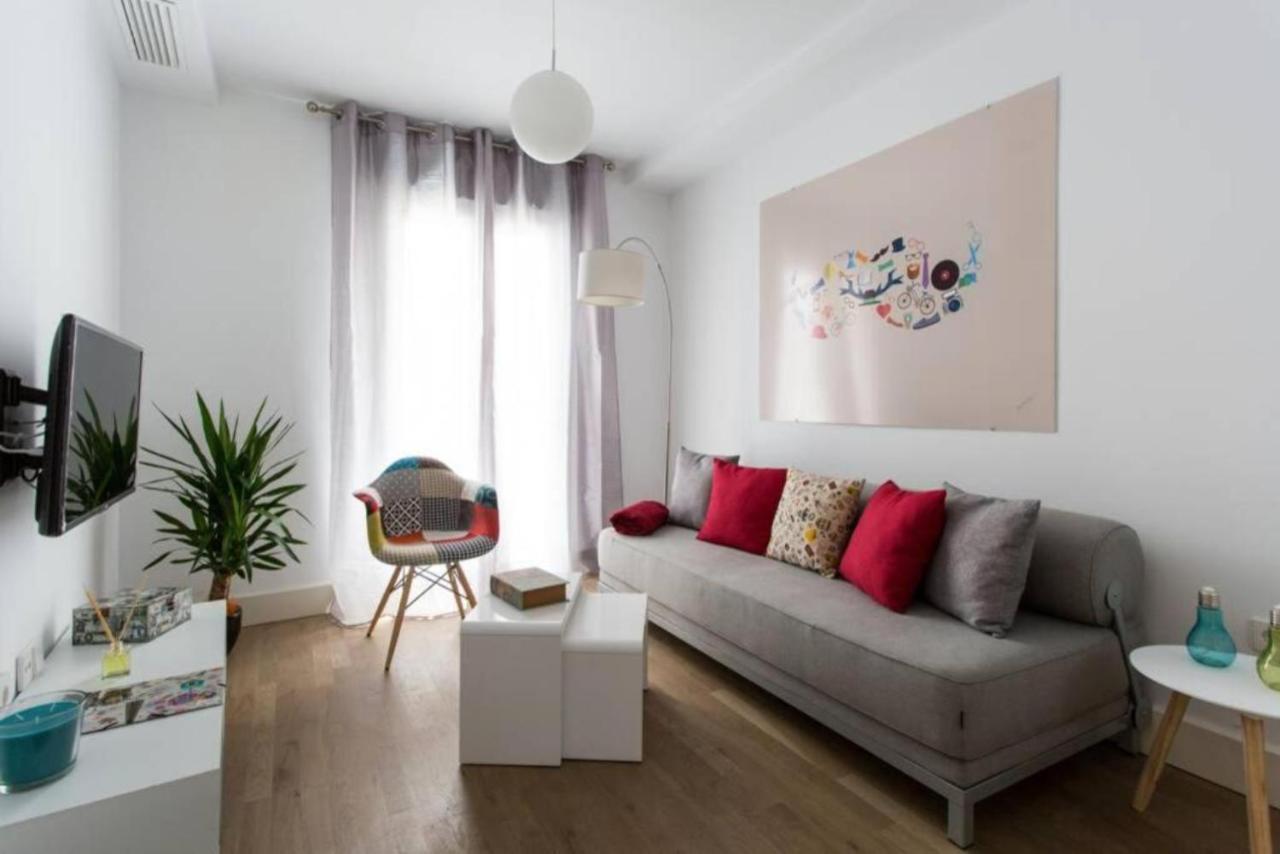 Pop Art, Un Aroma A San Julián En Enladrillada Apartamento Sevilla