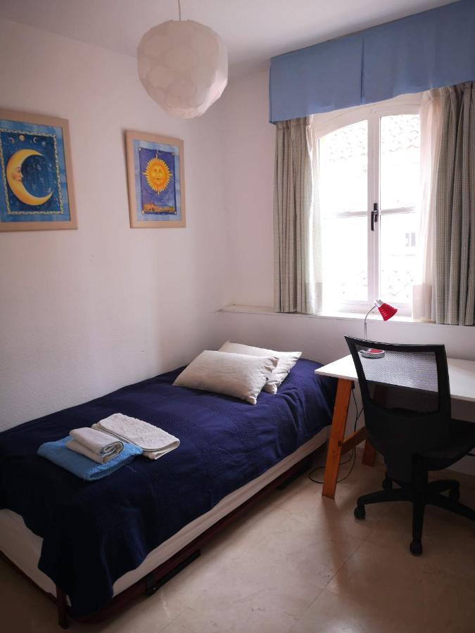 Bright Modern Residencial - Single With Shared Bathroom Near Airport Seville
