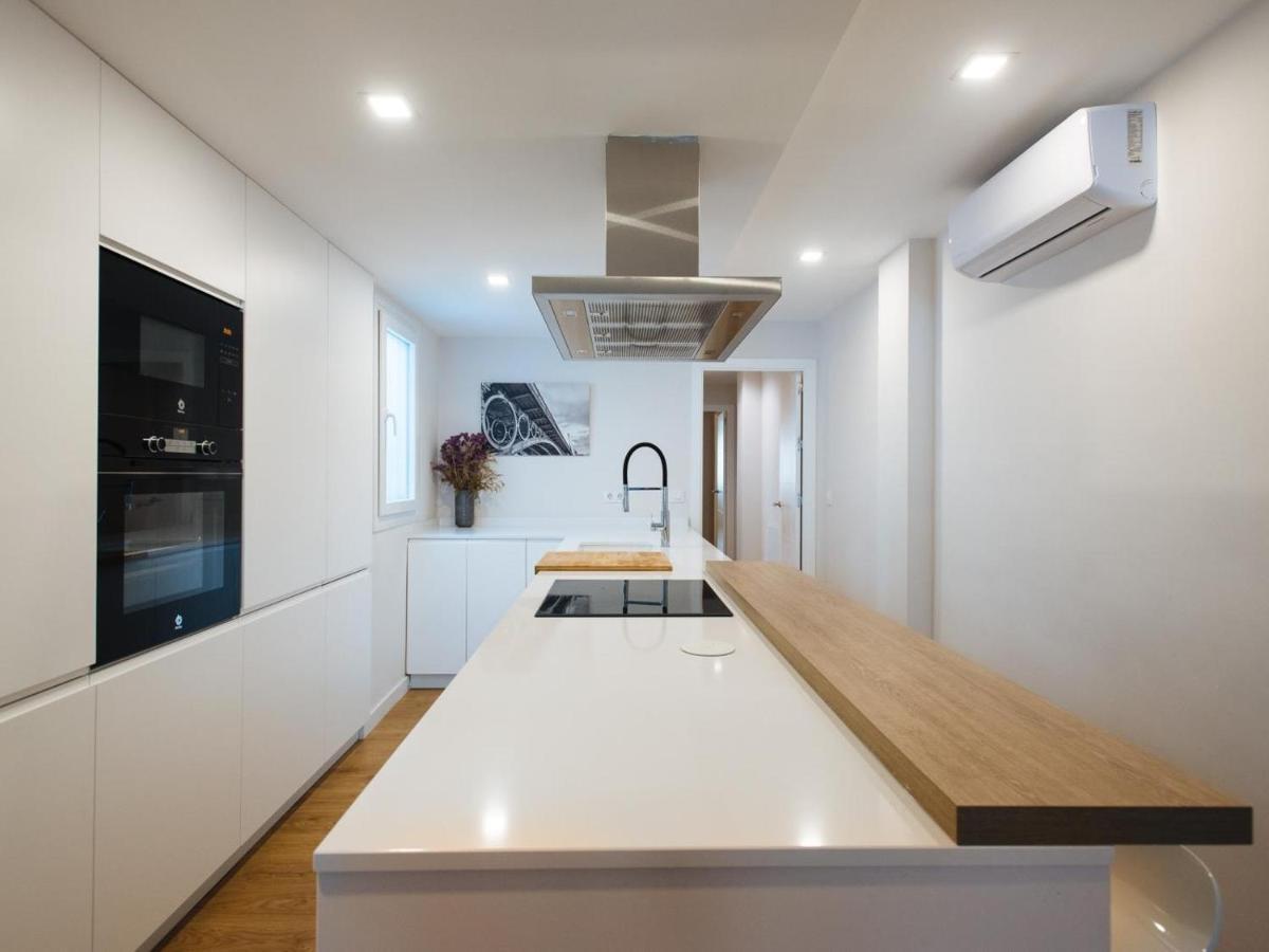 Apartamento Pz Triana Amplio, Moderno Y Luminoso 2d 2b Sevilla