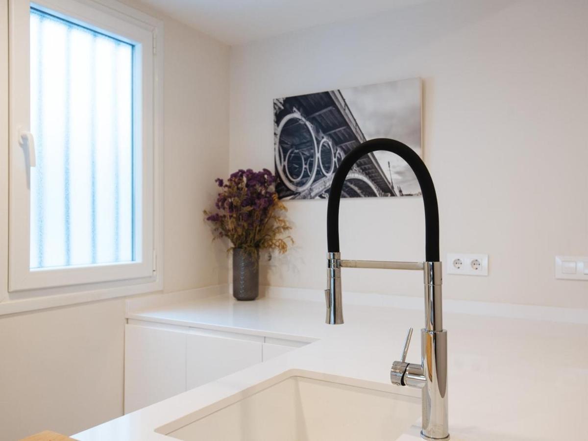 Pz Triana Amplio, Moderno Y Luminoso 2d 2b Apartamento