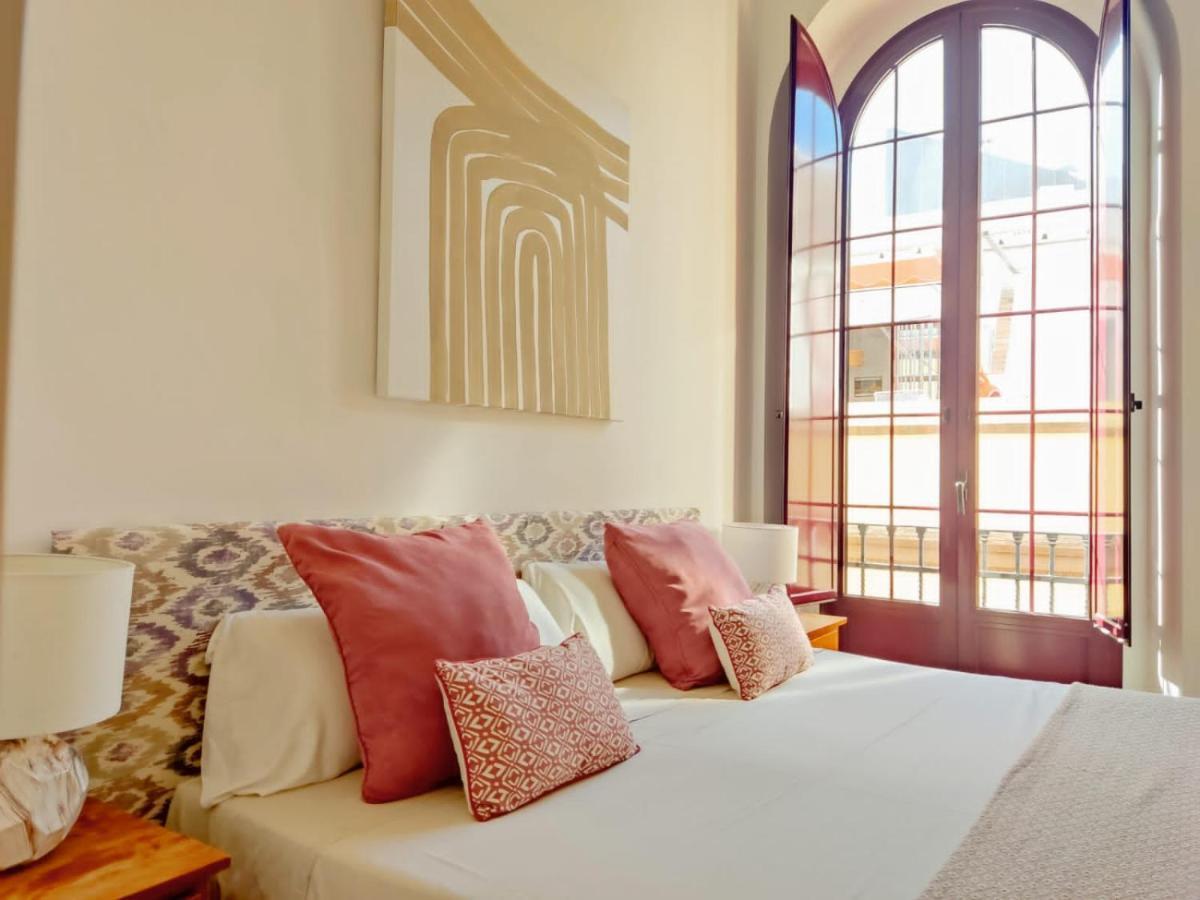Apartamento Homeyseville-amazing Penthouse Giralda Views 8 Pax, Parking Optional Sevilla