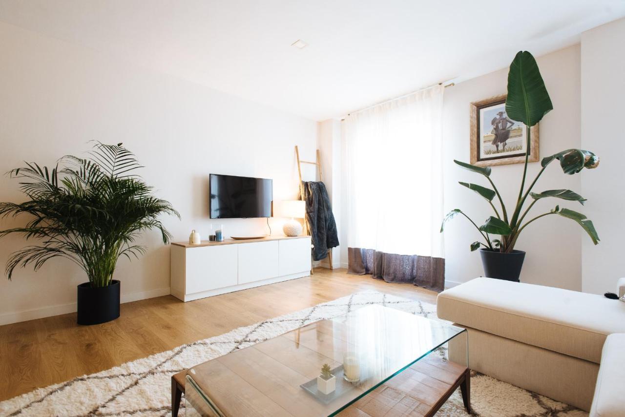 Pz Triana Amplio, Moderno Y Luminoso 2d 2b Apartamento Sevilla