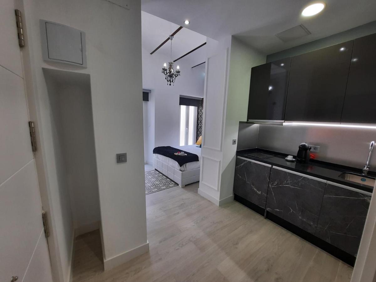 La Del Conde Luxury *