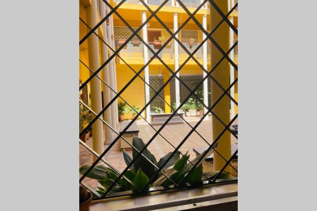 Apartment Cozy&quiet In Sanvicente St Andalusian Patio Seville