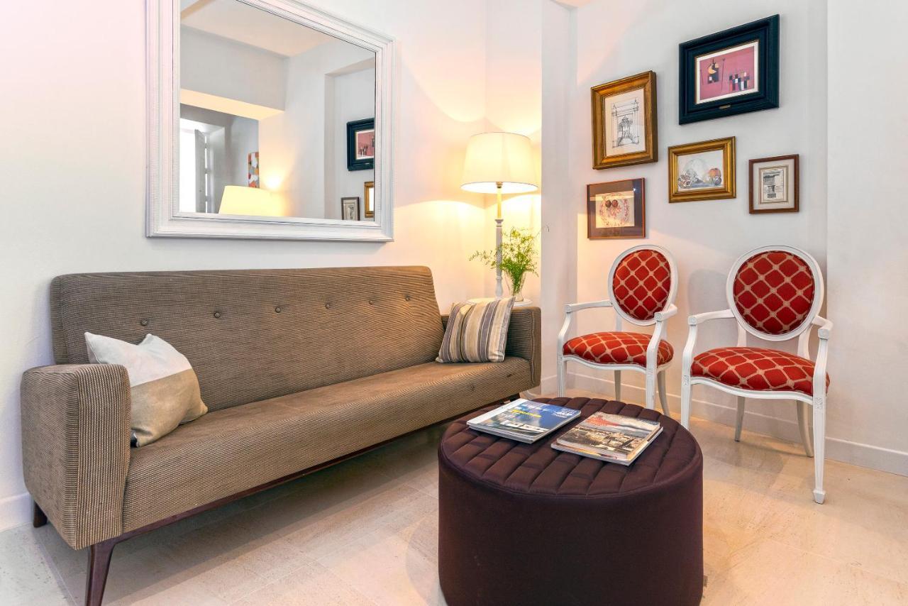 Genteel Santa Cruz Apartment
