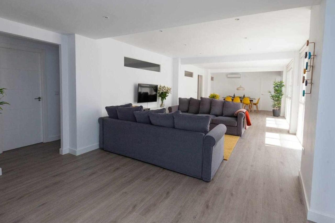 Isg Downtown Family Haven Free Parking Spot *
