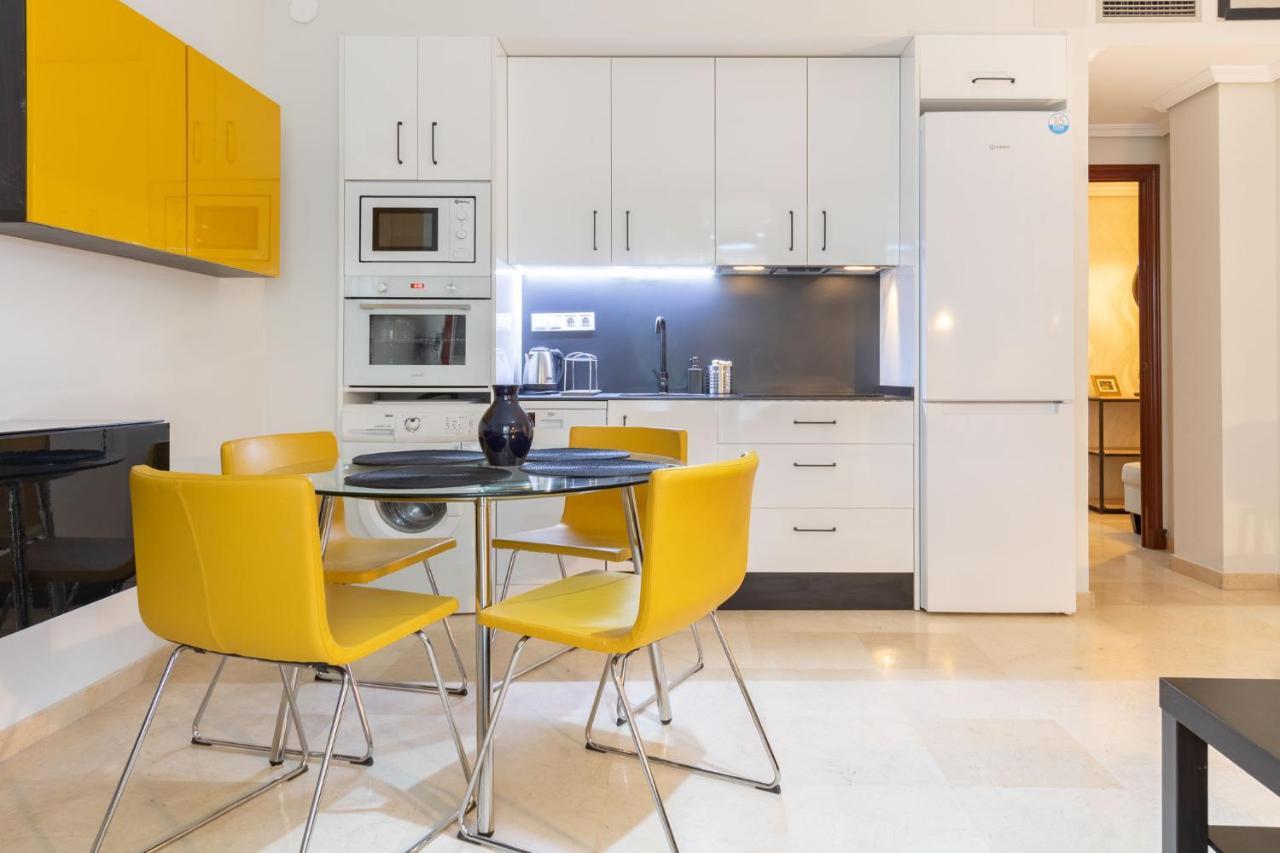 San Jacinto Triana Deluxe By Valcambre * Sevilla