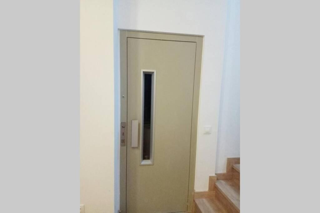 Top-notch Downtown House With Private Rooftop Terrace And Parking Opt Seville