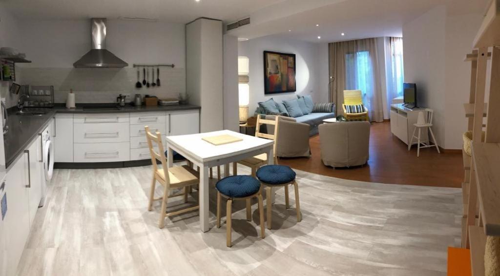 Corazón De Nervión, Excelente Ubicación, Parking Apartamento Sevilla