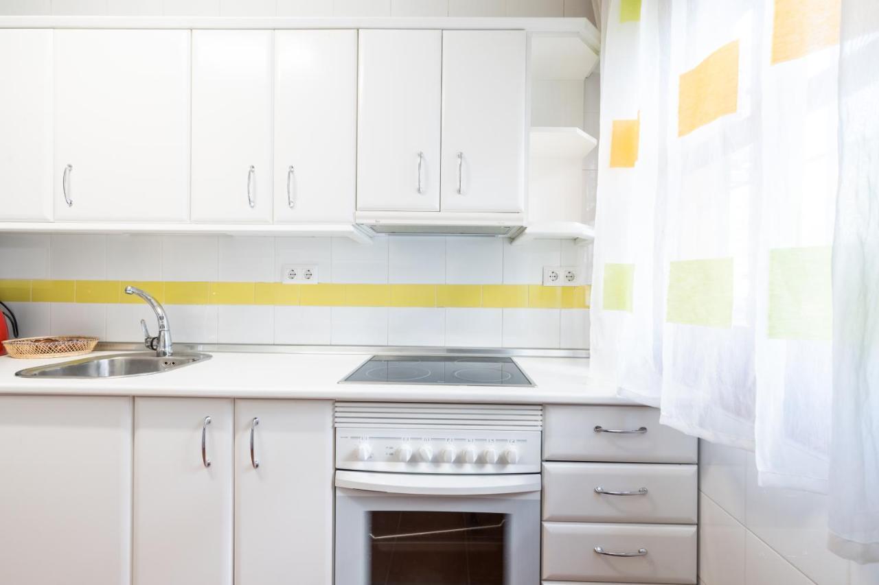 Holi-rent Procurador Apartment