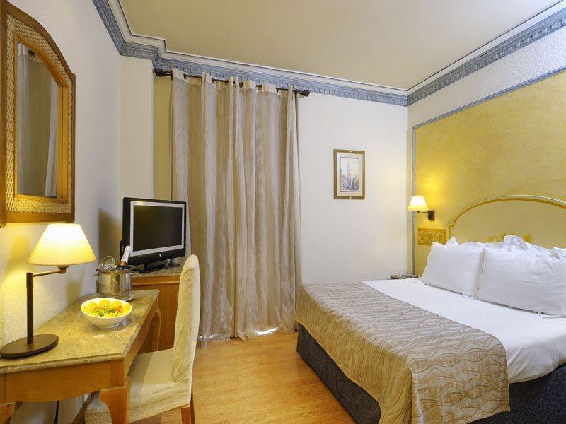 Eurostars Regina Hotel 3*