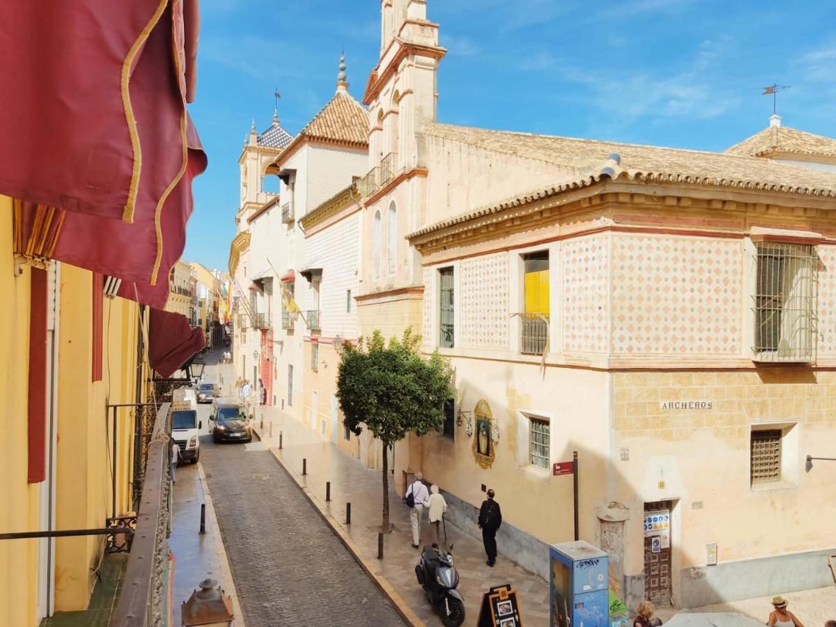 Homeyseville- Bright At Santa Cruz 6 Pax, Parking Optional Apartment Seville
