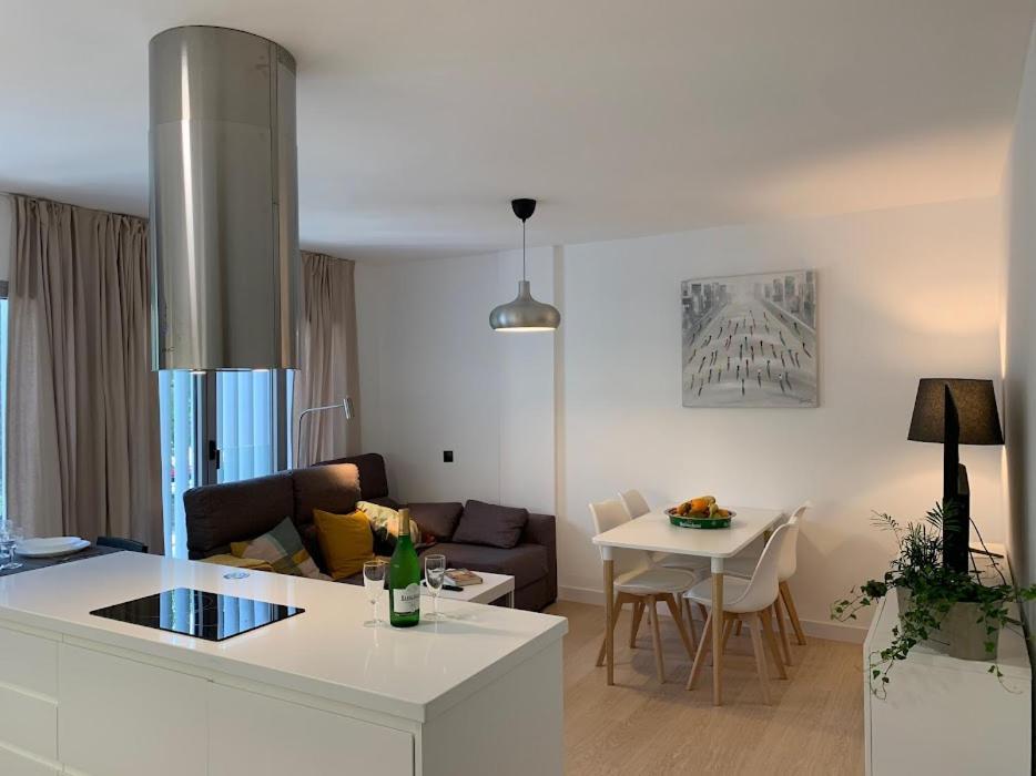 Apartamento Rentalsevilla Encantador Apartamento Junto A Gran Plaza *