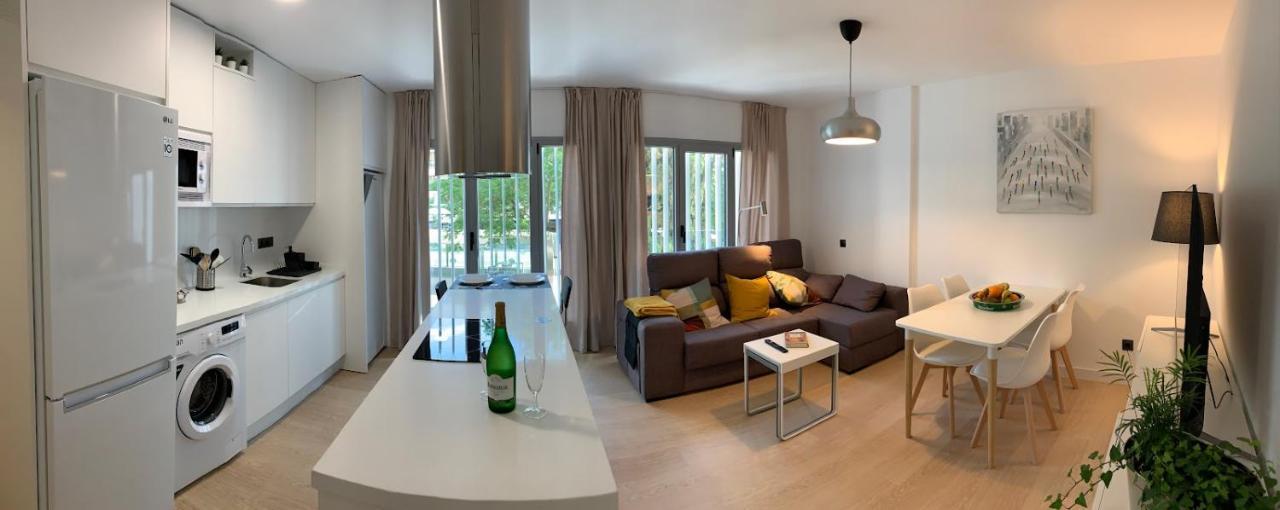Apartamento Rentalsevilla Encantador Apartamento Junto A Gran Plaza Sevilla