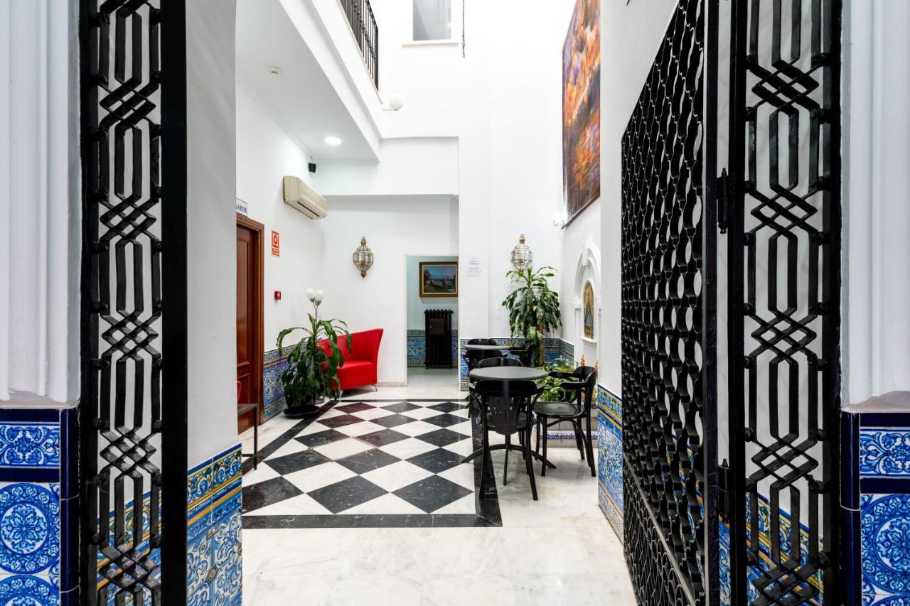 Cool Hotel