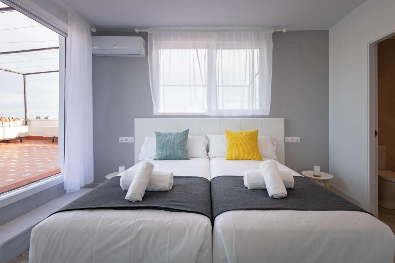 Center Deluxe Sky View By Valcambre Apartment
