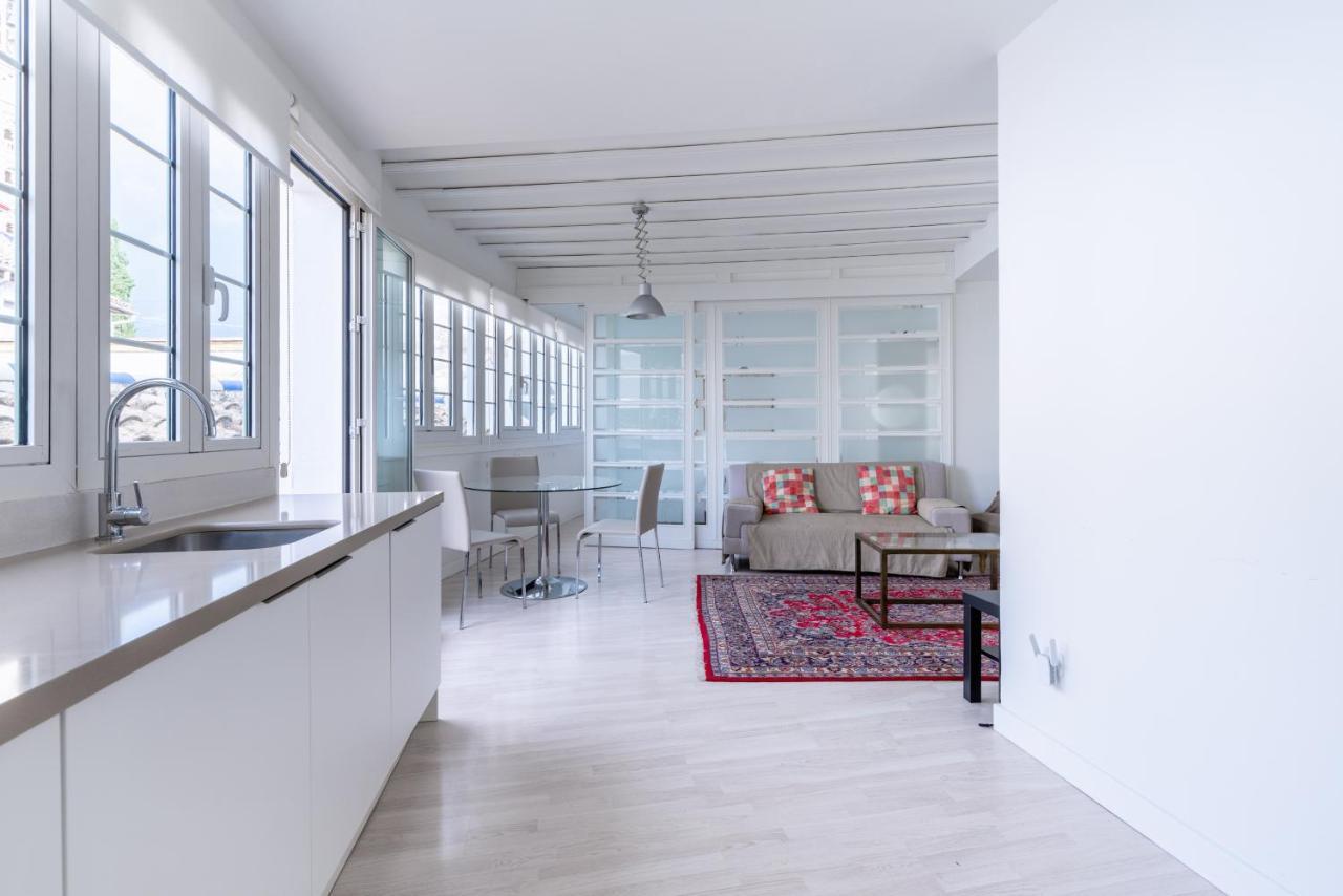 Apartment Historic Building Cathedral Seville