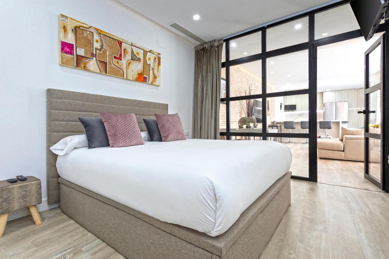 Genteel Castilla Terrace Apartamento *