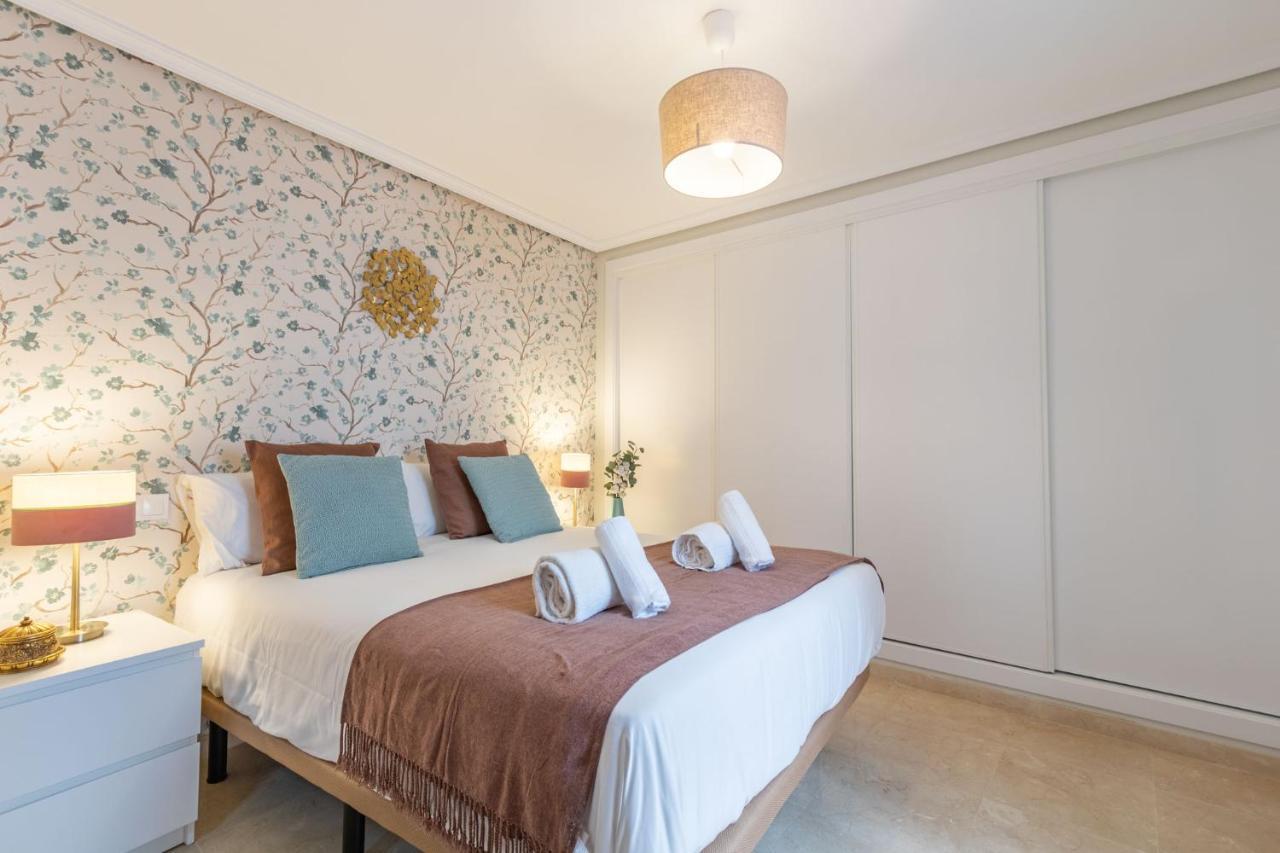 San Jacinto Triana Deluxe By Valcambre * Sevilla