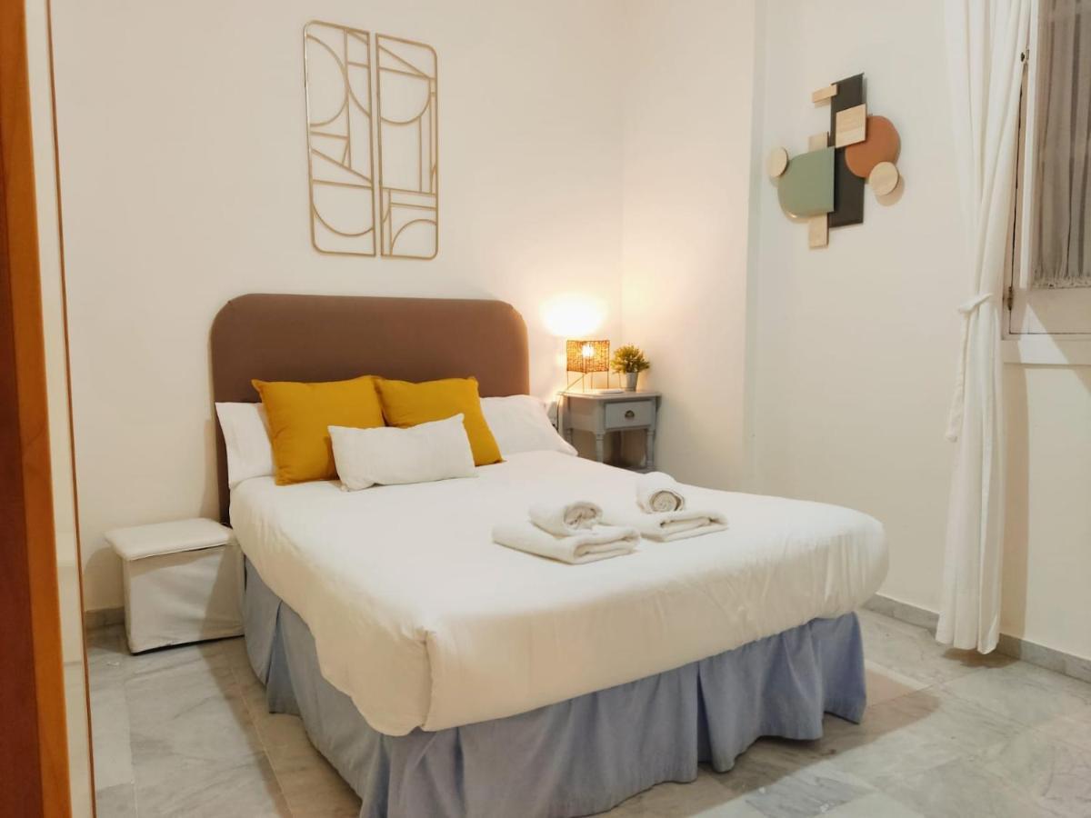 Duplex Con Terraza Santa Cruz, Familias 5 Pax, Parking Opc Apartamento *