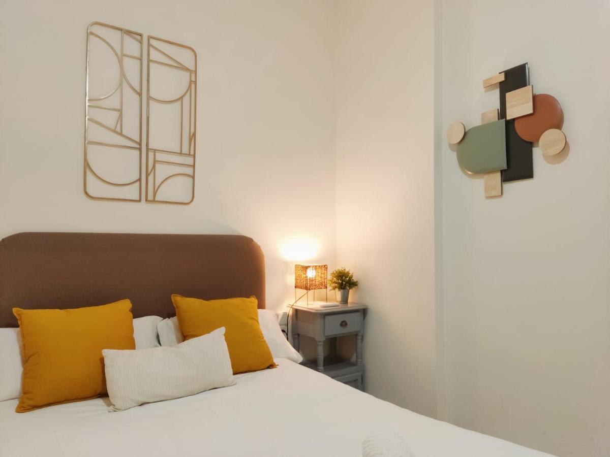 Duplex Con Terraza Santa Cruz, Familias 5 Pax, Parking Opc