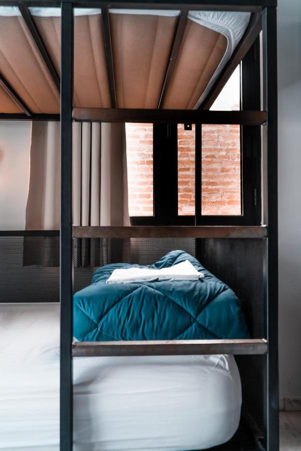 Joy Setas Coworking Hostal Sevilla