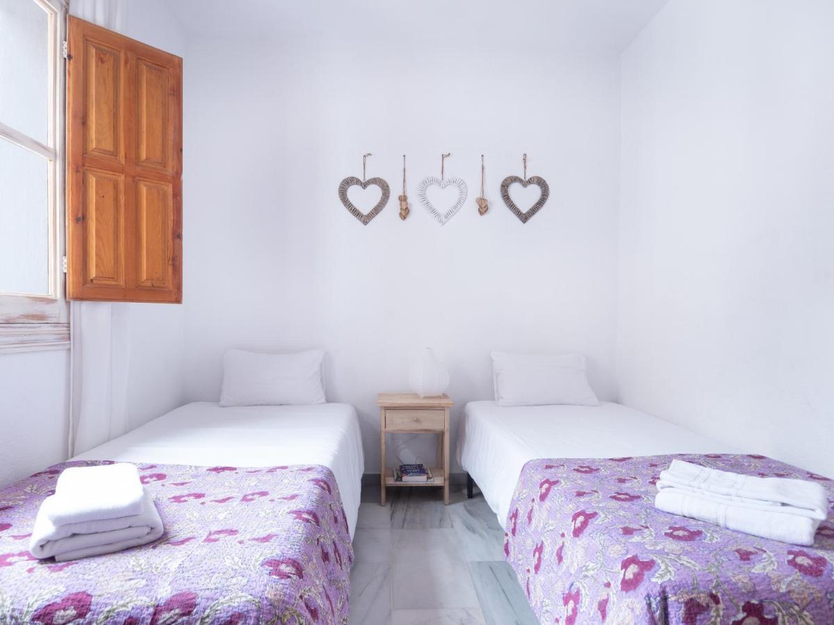 Apartamento Cl Ubicacion Excelente Y Terraza Comun Junto A La Alfalfa