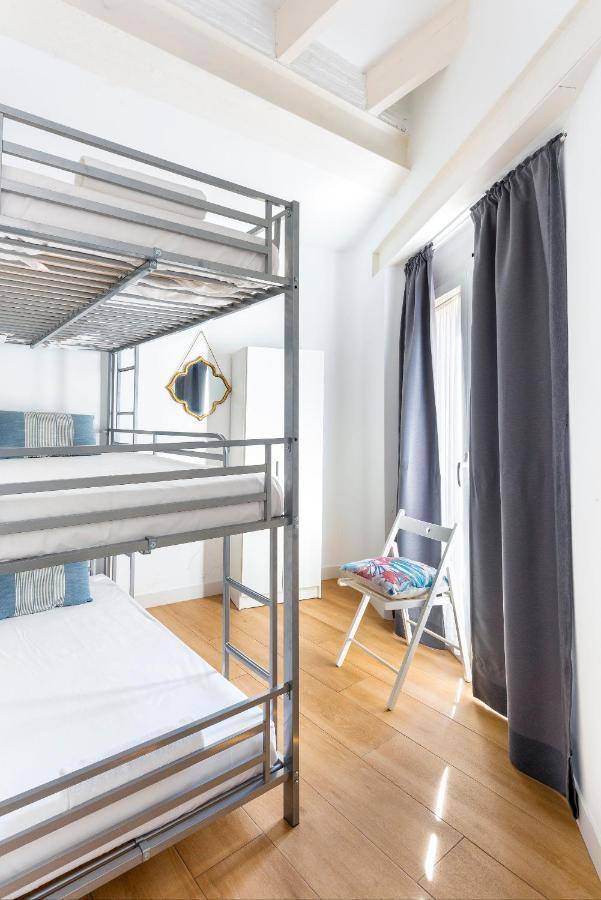 Hsh Suites Santa Catalina