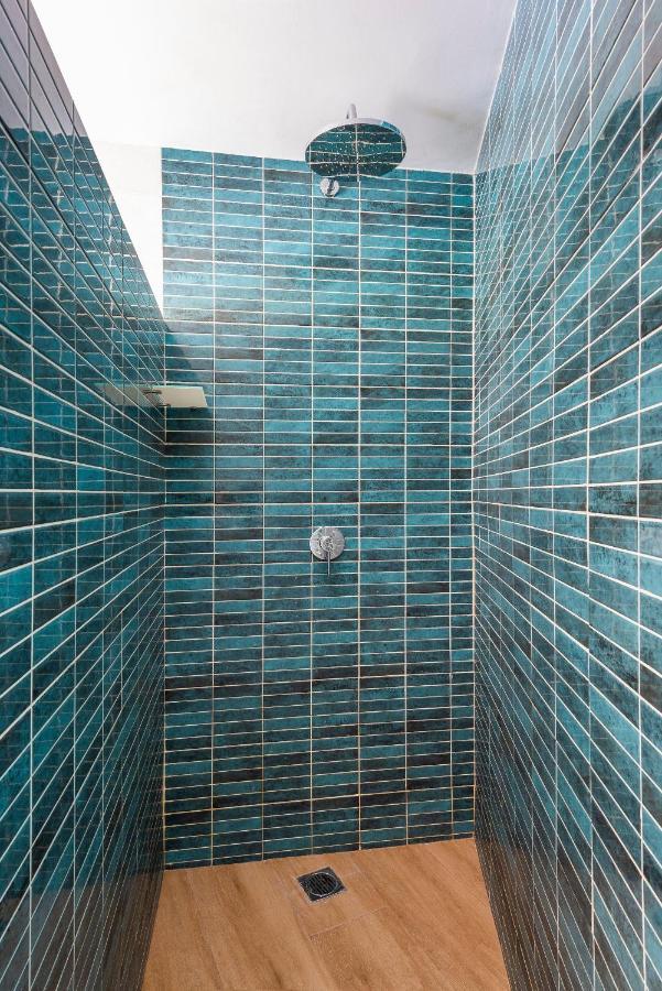 Hsh Suites Santa Catalina