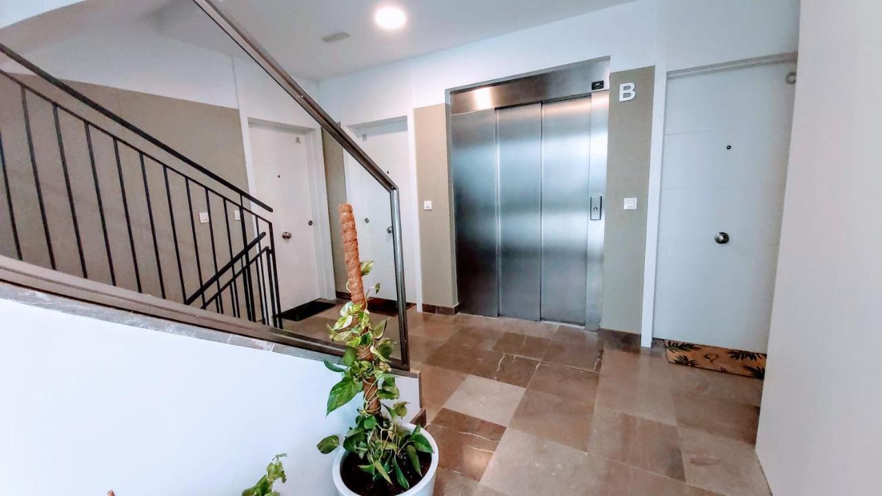 Apartment Deluxe Astoria Triana Ii Acogedor Y Tranquilo